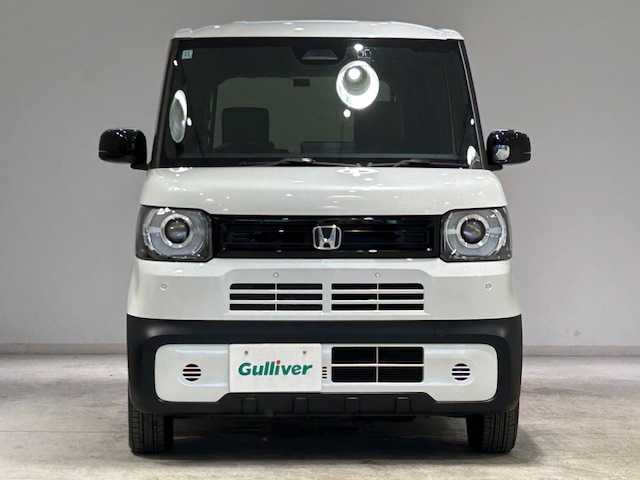 ホンダ Ｎ ＢＯＸ JOY 宮城県 2024(令6)年 0.1万km プラチナホワイトパール ホンダセンシング/・衝突軽減ブレーキ/・先行者発進お知らせ機能/・路外逸脱抑制機能/・車線維持支援システム/・標識認識機能/・アダプティブ・クルーズ・コントロール/・パーキングセンサーシステム/純正ナビ/・フルセグTV/Bluetooth/USB入力端子/・バックカメラ/・前方ドライブレコーダー/前後コーナーセンサー/電子パーキング/・オートブレーキホールド/アイドリングストップ/ステアリングリモコン/プッシュスタート/・スマートキー/ベンチシート/・シートヒーター（運転席/助手席）/LEDヘッドライト/・オートライト/Moduloアルミホイール/純正フロアマット