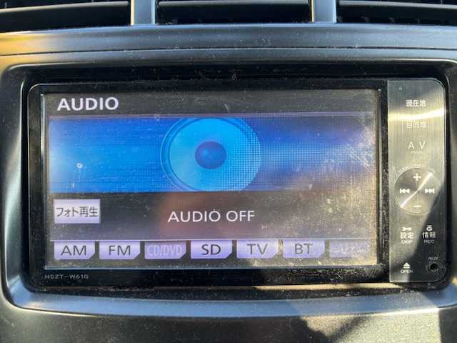 トヨタ プリウス α S 宮城県 2012(平24)年 13.4万km ホワイトパールクリスタルシャイン 登録時走行距離133334km/純正SDナビ/フルセグTV/CD/DVD/Bluetooth/バックカメラ/横滑り防止装置/純正フロアマット/ETC/プッシュスタート/スマートキー