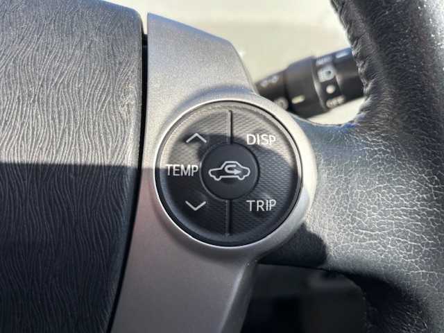 トヨタ プリウス α S 宮城県 2012(平24)年 13.4万km ホワイトパールクリスタルシャイン 登録時走行距離133334km/純正SDナビ/フルセグTV/CD/DVD/Bluetooth/バックカメラ/横滑り防止装置/純正フロアマット/ETC/プッシュスタート/スマートキー