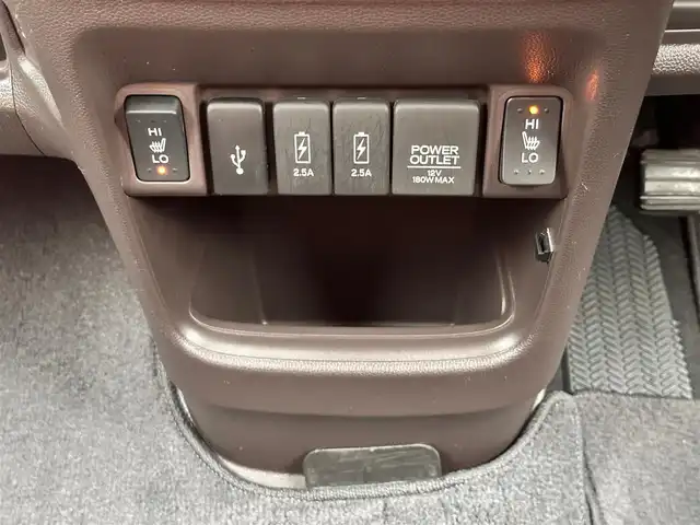 ホンダ Ｎ ＯＮＥ セレクト 宮城県 2019(令1)年 5.6万km ベージュⅡ あんしんパッケージ/・シティブレーキアクティブシステム/・SRSエアバッグ（サイド/カーテン）/・グラブレール（運転席）/HIDヘッドランプ/電動オート格納ドアミラー/＝＝＝/純正ナビ（VXM-194VFi）/・CD/DVD/・Bluetooth/・フルセグTV/バックカメラ/ビルトインETC/ハーフレザーシート/シートヒーター/ステアリングスイッチ/プラズマクラスター付オートエアコン/フロアマット/ドアバイザー