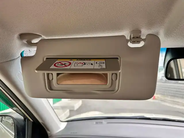 ホンダ Ｎ ＯＮＥ セレクト 宮城県 2019(令1)年 5.6万km ベージュⅡ あんしんパッケージ/・シティブレーキアクティブシステム/・SRSエアバッグ（サイド/カーテン）/・グラブレール（運転席）/HIDヘッドランプ/電動オート格納ドアミラー/＝＝＝/純正ナビ（VXM-194VFi）/・CD/DVD/・Bluetooth/・フルセグTV/バックカメラ/ビルトインETC/ハーフレザーシート/シートヒーター/ステアリングスイッチ/プラズマクラスター付オートエアコン/フロアマット/ドアバイザー