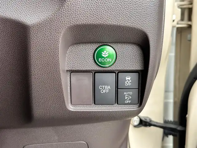 ホンダ Ｎ ＯＮＥ セレクト 宮城県 2019(令1)年 5.6万km ベージュⅡ あんしんパッケージ/・シティブレーキアクティブシステム/・SRSエアバッグ（サイド/カーテン）/・グラブレール（運転席）/HIDヘッドランプ/電動オート格納ドアミラー/＝＝＝/純正ナビ（VXM-194VFi）/・CD/DVD/・Bluetooth/・フルセグTV/バックカメラ/ビルトインETC/ハーフレザーシート/シートヒーター/ステアリングスイッチ/プラズマクラスター付オートエアコン/フロアマット/ドアバイザー