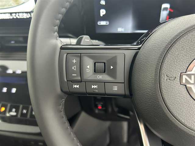 日産 セレナ ハイウェイスター V 岡山県 2023(令5)年 4.5万km プリズムホワイト 純正１２．３インチナビ　/【Bluetooth/フルセグTV/Carplay/USB】/アラウンドビューモニター　/プロパイロット　/前後ドラレコ　/両側パワースライドドア　/インテリジェントルームミラー　/ワイヤレス充電　/ＬＥＤヘッドライト　/ＥＴＣ２．０　
