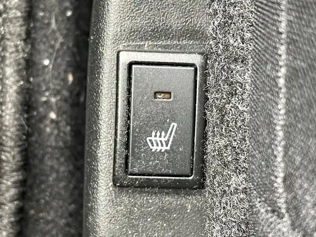 スズキ ソリオ HV MZ 東京都 2024(令6)年 1.6万km ピュアホワイトP アラウンドビューモニター　/両側電動スライドドア　/ヘッドアップディスプレイ　/純正８型ナビ　/・ＨＤＭＩ　/・Ｂｌｕｅｔｏｏｔｈ　/・フルセグ　/オートクルーズ　/レーンキープアシスト　/クリアランスソナー
