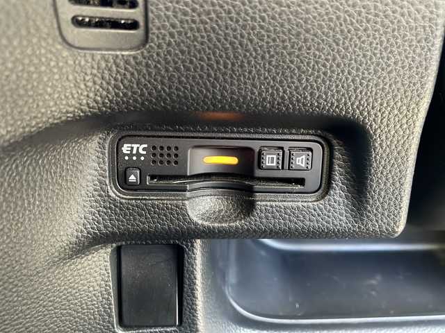 ホンダ Ｎ ＢＯＸ カスタム G L ホンダセンシング 沖縄県 2018(平30)年 5.4万km プラチナホワイトパール 県外仕入　/禁煙車　/純正7インチナビ（ＢＴ，フルセグ，ラジオ，ＣＤ／ＤＶＤ）　/バックカメラ　/両側パワースライドドア　/ホンダセンシング　/レザー調シートカバー　/ACC（アダプティブクルーズコントロール）　/ＵＳＢポート　/ＬＥＤヘッドライト　/ＥＴＣ/ドライブレコーダー/フロアマット/純正14インチアルミホイール/LEDヘッドライト/ＬＥＤフォグランプ
