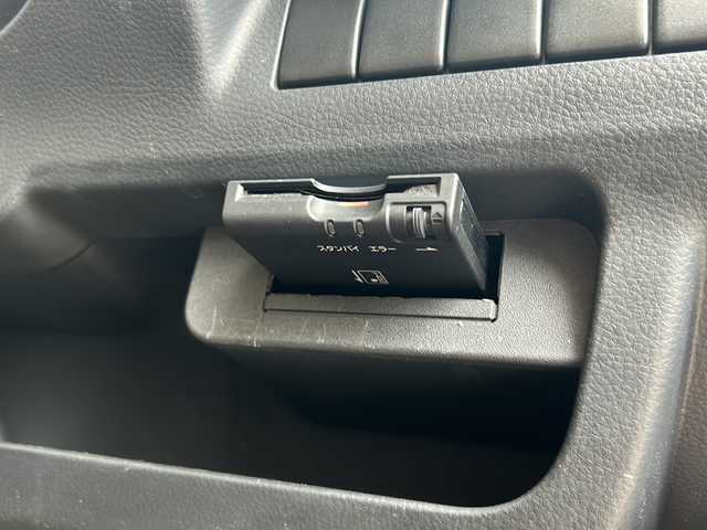 日産 モコ X 静岡県 2012(平24)年 8万km モコベリー 純正SDナビ/・CD/・フルセグＴＶ/・iPod/・AM/・FM/主要装備/・ETC/・スマートキー/・プッシュスタート/・社外フロアマット/・Eエアバック/・ハロゲンヘッドライト