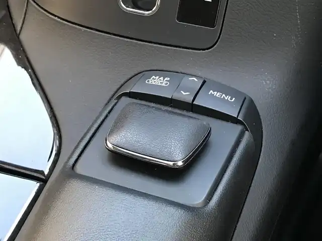 レクサス ＲＸ 450h バージョンL 富山県 2013(平25)年 7.2万km ホワイトパールクリスタルシャイン 4WD/サンルーフ/純正ナビ/フルセグTV/バックカメラ/コーナーセンサー/レーダークルーズコントロール/レザーシート/パワーシート/シートヒーター／エアシート/電動リアゲート/ステアリングスイッチ/革巻きステアリング/プッシュスタート/スマートキー/ETC