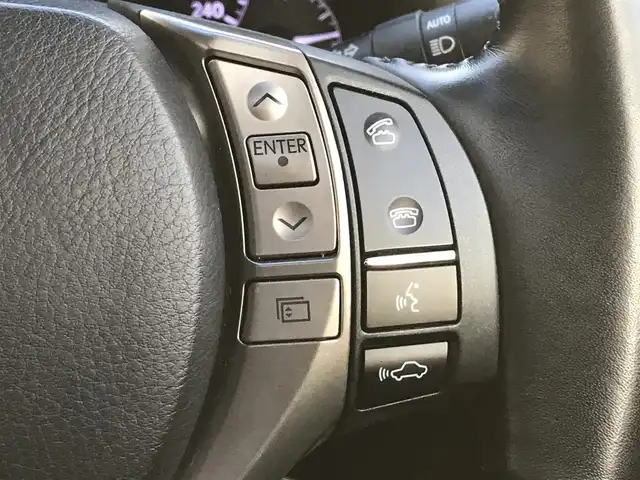 レクサス ＲＸ 450h バージョンL 富山県 2013(平25)年 7.2万km ホワイトパールクリスタルシャイン 4WD/サンルーフ/純正ナビ/フルセグTV/バックカメラ/コーナーセンサー/レーダークルーズコントロール/レザーシート/パワーシート/シートヒーター／エアシート/電動リアゲート/ステアリングスイッチ/革巻きステアリング/プッシュスタート/スマートキー/ETC