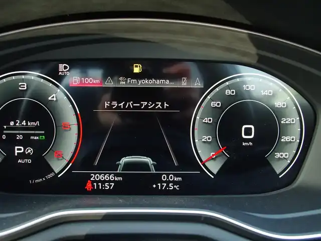 アウディ Ａ５ SB 40TDIクワトロ Sライン 埼玉県 2022(令4)年 2.1万km 白 ブラックハーフレザーシート/アダプティブクルーズコントロール/全周囲カメラ/パークセンサー/ブラインドスポットモニター/バーチャルコックピット/全席シートHI/Bluetooth/フルセグTV/電動リアゲート/ETC/ドラレコ