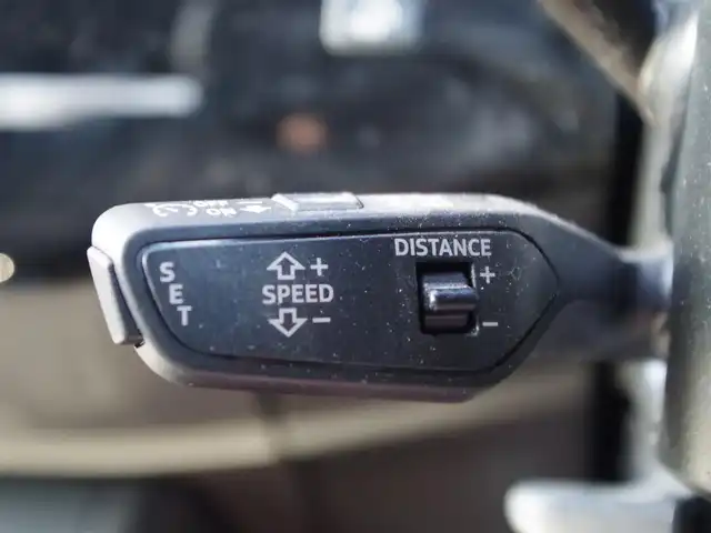 アウディ Ａ５ SB 40TDIクワトロ Sライン 埼玉県 2022(令4)年 2.1万km 白 ブラックハーフレザーシート/アダプティブクルーズコントロール/全周囲カメラ/パークセンサー/ブラインドスポットモニター/バーチャルコックピット/全席シートHI/Bluetooth/フルセグTV/電動リアゲート/ETC/ドラレコ