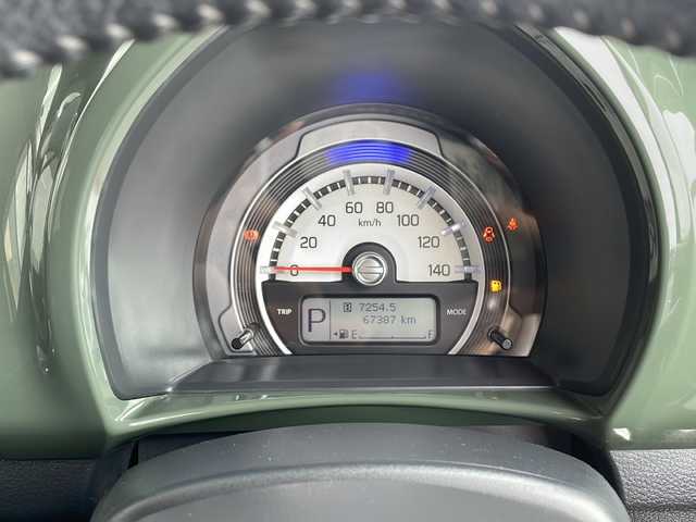 スズキ ハスラー Jスタイル 愛知県 2015(平27)年 6.8万km クールカーキパールメタリック/ホワイト2トーンルーフ 衝突軽減システム/７インチSDナビ/シートヒーター/ワンセグ/CD/オートライト/ステアリングスイッチ/スマートキー/プッシュスタート/純正フロアマット/ベンチシート