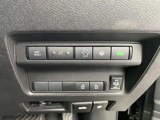 日産 セレナ ハイウェイスター V 福井県 2023(令5)年 5万km ダイヤモンドブラック 純正12.3型ナビ　　/プロパイロット /インテリジェントクルーズ　/両側パワースライドドア /ハンズフリーオートスライドドア　/ビルトインETC/ナビ連動ドライブレコーダー/プリクラッシュセーフティ　/アラウンドビューモニター　/ステアリングアシスト　/ブラインドスポットモニター/パーキングアシスト/レーンキープアシスト/ハーフレザーシート