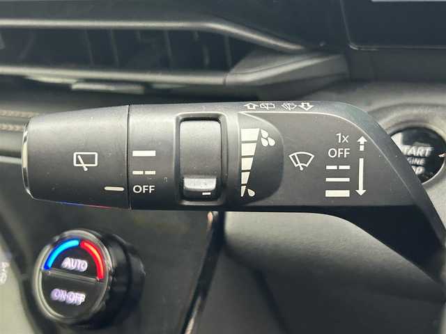 日産 セレナ ハイウェイスター V 岡山県 2023(令5)年 4.3万km プリズムホワイト 純正１２．３インチナビ/【Bluetooth/フルセグTV/USB/Carplay/HDMI】/アラウンドビューモニター/インテリジェントルームミラー/ワイヤレス充電/プロパイロット　/純正ドライブレコーダー/ビルトインＥＴＣ２．０/LEDヘッドライト/オートハイビーム/ブラインドスポットモニター/コーナーセンサー（前後）/両側パワースライドドア