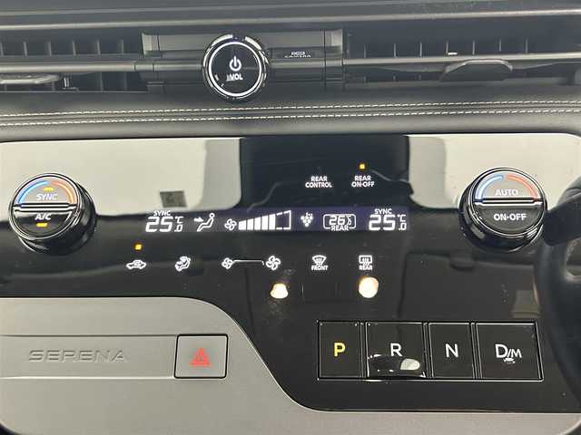 日産 セレナ ハイウェイスター V 岡山県 2023(令5)年 4.3万km プリズムホワイト 純正１２．３インチナビ/【Bluetooth/フルセグTV/USB/Carplay/HDMI】/アラウンドビューモニター/インテリジェントルームミラー/ワイヤレス充電/プロパイロット　/純正ドライブレコーダー/ビルトインＥＴＣ２．０/LEDヘッドライト/オートハイビーム/ブラインドスポットモニター/コーナーセンサー（前後）/両側パワースライドドア