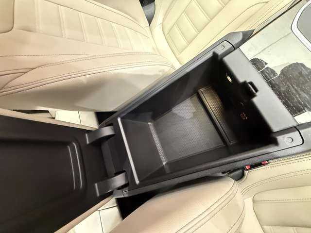 ＢＭＷ ３２０ｄ xDrive ツーリング Mスポーツ 千葉県 2022(令4)年 4.9万km 青 白革シート　/ＡＣＣ　/ナビ　/ＣａｒＰｌａｙ　/Ｂカメラ　/電動シート　/シートヒーター　/純正ＯＰ１９インチＡＷ　/ハイビームアシスタント　/電動リアゲート　/ドライビングアシストプロフェッショナル　/ＥＴＣ