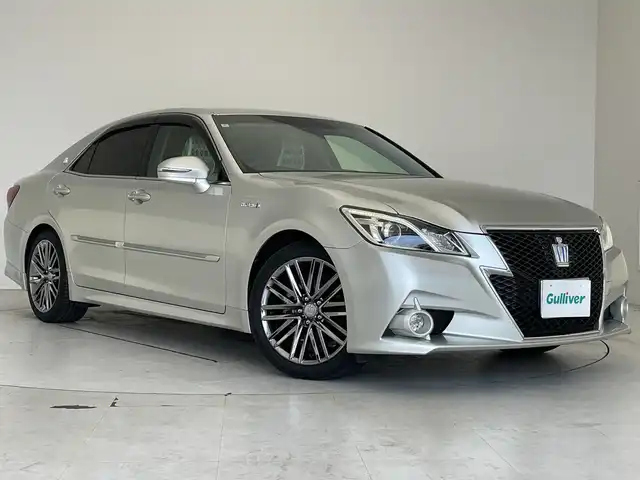 トヨタ クラウン ハイブリッド アスリートS 愛知県 2014(平26)年 1.8万km プレシャスシルバー 純正ナビ/クルーズコントロール/バックカメラ/パワーシート/純正アルミホイール/シートヒーター/HIDヘッドライト/ステアリングヒーター/オートライト/ETC/フルセグ/CD/ステアリングスイッチ/スマートキー/プッシュスタート