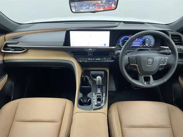 トヨタ クラウン スポーツ Z 埼玉県 2025(令7)年 0.8万km プレシャスホワイトパール ガラスルーフ/純正12.3インチナビ/パノラミックビューモニター/プリクラッシュセーフティ/レーンディパーチャーアラート/レーダークルーズコントロール/ブラインドスポットモニター/クリアランスソナー/ヘッドアップディスプレイ/デジタルインナーミラー/パワーバックドア/パワーシート/シートヒーター /ベンチレーション/ワイヤレス充電器/LEDオートライト/オートハイビーム/ETC2.0