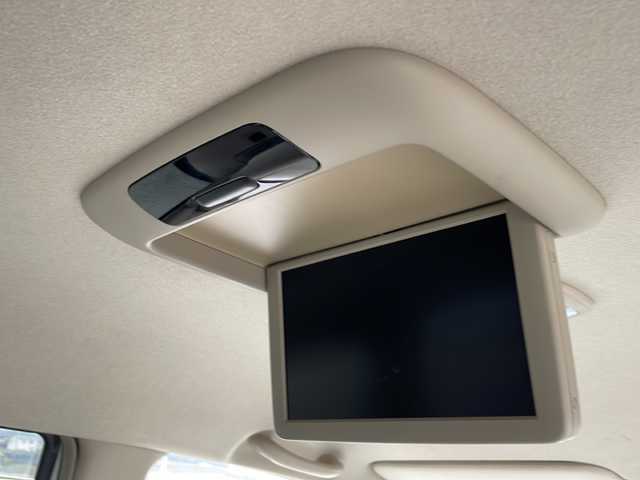 トヨタ ノア X Gセレクション 富山県 2005(平17)年 8万km ホワイトパールマイカ 純正ナビ/バックカメラ/サイドカメラ/後席モニター/4WD/両側パワースライドドア/クルーズコントロール/電動格納ミラー/ETC/純正フロアマット/盗難防止装置
