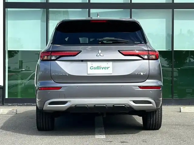 三菱 アウトランダー ＰＨＥＶ P 和歌山県 2021(令3)年 2.9万km チタニウムグレーメタリック 純正8インチナビ/全方位カメラ/フルセグTV/BOSEスピーカー/衝突軽減ブレーキ/ブラインドスポットモニター/レーダークルコン/前後コーナーセンサー/ルームミラー型ドラレコ/ETC/シートヒーター/置くだけ充電器/パドルシフト/シートメモリー/パワーシート/フォグランプ/電動リアゲート
