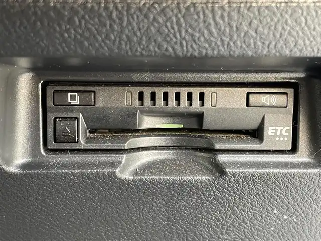 トヨタ ヴィッツ F 東京都 2017(平29)年 2.7万km グレーメタリック 純正ナビ/＜ワンセグ/CD/BT/ラジオ＞/バックビューモニター/前後ドラレコ/誤発進防止装置/衝突被害軽減装置/ビルトインＥＴＣ/純正フロアマット/ドアバイザー/ＡＴハイビーム/ヘッドライトレベライザー/ステアリングスイッチ/車線逸脱警報システム