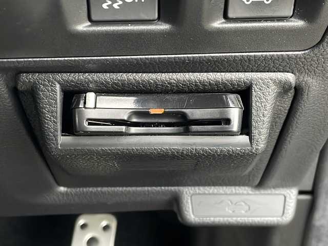 スバル フォレスター S－リミテッド 新潟県 2017(平29)年 5.2万km ダークグレーメタリック 4WD/純正SDナビ(AVIC-RZ900)/CD/DVD/BT/フルセグテレビ/バックカメラ/ETC/衝突被害軽減ブレーキ/レーンキープアシスト/レーダークルーズコントロール/半革シート/パワーシート/シートヒーター /パドルシフト/パワーバックドア/スマートキー/プッシュスタート/LEDヘッドライト/オートライト/オートハイビーム/フォグランプ/純正18インチアルミホイール