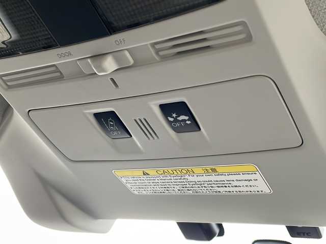 スバル フォレスター S－リミテッド 新潟県 2017(平29)年 5.2万km ダークグレーメタリック 4WD/純正SDナビ(AVIC-RZ900)/CD/DVD/BT/フルセグテレビ/バックカメラ/ETC/衝突被害軽減ブレーキ/レーンキープアシスト/レーダークルーズコントロール/半革シート/パワーシート/シートヒーター /パドルシフト/パワーバックドア/スマートキー/プッシュスタート/LEDヘッドライト/オートライト/オートハイビーム/フォグランプ/純正18インチアルミホイール