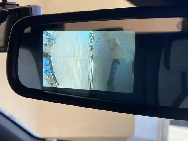 プジョー プジョー ３００８ GT ハイブリッド4 熊本県 2021(令3)年 2万km ペルラネラブラック ・スマートキー/・プッシュスタート/・アクティブセーフティブレーキ/・トラフィックサインインフォメーション/・疲労検知/・アダプティブライト/・インテリジェントハイビーム/・パークセンサー/・ブラインドスポットモニター/・クルーズコントロール(追従式)/・ハーフレザーシート/・D席パワーシート/・前席シートヒーター/・純正メモリナビ/　【Bletooth・USB・AppleCarPlay・AndroidAuto】/・フルセグTV/・バックカメラ＆左サイドカメラ/・ETC/・ドライブレコーダー(前後録画)/・ワイヤレス充電/・パワーバックドア/・LEDヘッドランプ/・純正マット