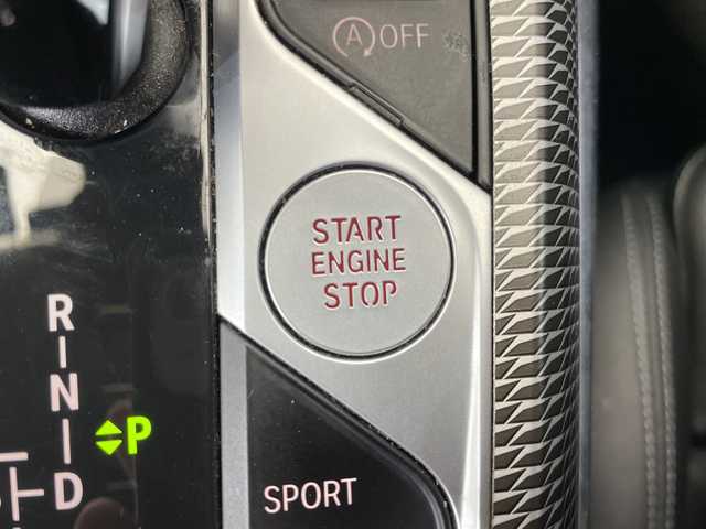 ＢＭＷ ４２０ｉ クーペ Mスポーツ 栃木県 2021(令3)年 5.6万km アルピンホワイトⅢ ターボ/純正ナビ/(Bluetooth・USB・AppleCarPlay)/全方位カメラ/バックカメラ/衝突軽減システム/レーンキープアシスト/オートクルーズコントロール/前後コーナーセンサー/本革シート/シートメモリ機能付きパワーシート/シートヒーター/LEDヘッドライト/オートハイビーム/オートライト/フロント・リアフォグランプ/カラーヘッドアップディスプレイ/パドルシフト/置くだけ充電/前方ドライブレコーダー/純正19インチアルミホイール/フロアマット/スマートキー/スペアキー1本/取扱説明書/保証書