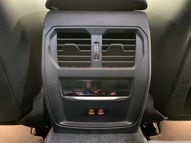 ＢＭＷ ４２０ｉ クーペ Mスポーツ 栃木県 2021(令3)年 5.6万km アルピンホワイトⅢ ターボ/純正ナビ/(Bluetooth・USB・AppleCarPlay)/全方位カメラ/バックカメラ/衝突軽減システム/レーンキープアシスト/オートクルーズコントロール/前後コーナーセンサー/本革シート/シートメモリ機能付きパワーシート/シートヒーター/LEDヘッドライト/オートハイビーム/オートライト/フロント・リアフォグランプ/カラーヘッドアップディスプレイ/パドルシフト/置くだけ充電/前方ドライブレコーダー/純正19インチアルミホイール/フロアマット/スマートキー/スペアキー1本/取扱説明書/保証書