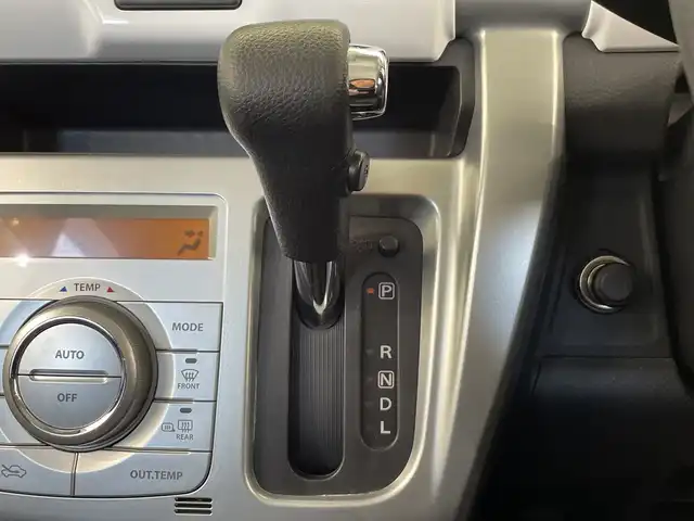 スズキ ハスラー G 栃木県 2017(平29)年 1.5万km ブルーイッシュブラックパール3 社外カーオーディオ/CD/USB//AUX/プッシュスタート/スマートキー/ドライブレコーダー/純正フロアマット/ベンチシート/ハロゲンヘッドライト/シートヒーター/衝突被害軽減ブレーキ/盗難防止装置/アイドリングストップ/横滑り防止装置/電動格納ミラー