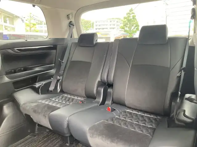トヨタ アルファードハイブリット SR 長崎県 2017(平29)年 7.1万km ホワイトパールクリスタルシャイン フリップダウンモニター/両側パワースライドドア/ハーフレザーシート/ディーラーOP・SDナビ【NSZN-Z66T】/(Bluetooth接続・フルセグTV・DVD再生)/バックカメラ/ビルトインETC/パワーシート/オットマンシート/クルーズコントロール/ウッドコンビステアリング/ステアリングスイッチ/LEDオートヘッドライト/フォグライト/電子パーキング/オートホールド機能/nanoe/ALLオートパワーウィンドウ