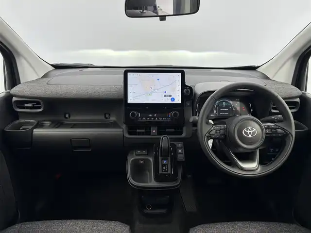 トヨタ シエンタ ハイブリッド Z 愛知県 2025(令7)年 0.1万km ブラック トヨタセーフティーセンス/パノラミックビューモニター/オートクルーズコントロール/純正１０インチナビ/・フルセグTV/・Bluetooth/・Applecarplay/・FM/AM/アラウンドビューモニター/両側パワースライドドア/ブラインドスポットモニター/パーキングサポートブレーキ/カーテンエアバック/クリアランスソナー/ＬＥＤライト/オートハイビーム/ＥＴＣ2.0