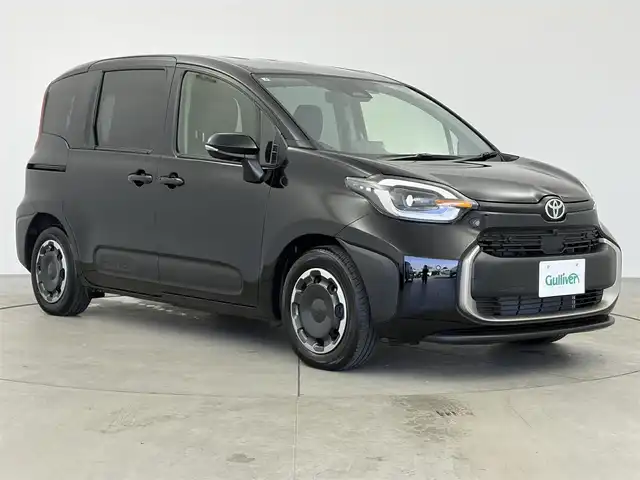 トヨタ シエンタ ハイブリッド Z 愛知県 2025(令7)年 0.1万km ブラック トヨタセーフティーセンス/パノラミックビューモニター/オートクルーズコントロール/純正１０インチナビ/・フルセグTV/・Bluetooth/・Applecarplay/・FM/AM/アラウンドビューモニター/両側パワースライドドア/ブラインドスポットモニター/パーキングサポートブレーキ/カーテンエアバック/クリアランスソナー/ＬＥＤライト/オートハイビーム/ＥＴＣ2.0