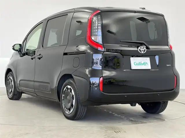 トヨタ シエンタ ハイブリッド Z 愛知県 2025(令7)年 0.1万km ブラック トヨタセーフティーセンス/パノラミックビューモニター/オートクルーズコントロール/純正１０インチナビ/・フルセグTV/・Bluetooth/・Applecarplay/・FM/AM/アラウンドビューモニター/両側パワースライドドア/ブラインドスポットモニター/パーキングサポートブレーキ/カーテンエアバック/クリアランスソナー/ＬＥＤライト/オートハイビーム/ＥＴＣ2.0