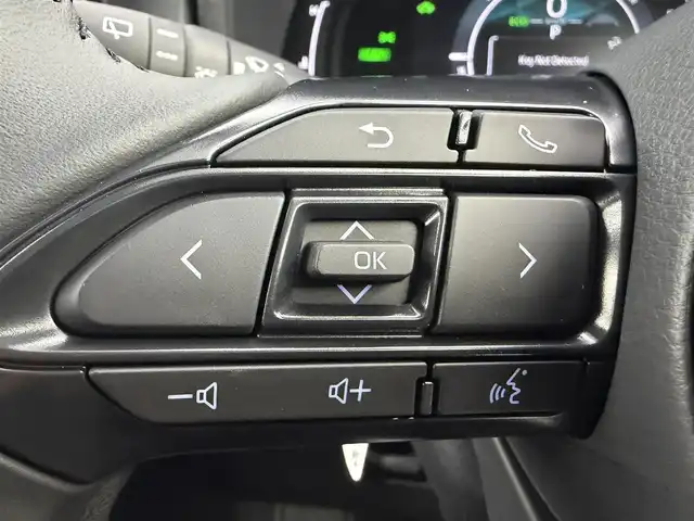 トヨタ シエンタ ハイブリッド Z 愛知県 2025(令7)年 0.1万km ブラック トヨタセーフティーセンス/パノラミックビューモニター/オートクルーズコントロール/純正１０インチナビ/・フルセグTV/・Bluetooth/・Applecarplay/・FM/AM/アラウンドビューモニター/両側パワースライドドア/ブラインドスポットモニター/パーキングサポートブレーキ/カーテンエアバック/クリアランスソナー/ＬＥＤライト/オートハイビーム/ＥＴＣ2.0