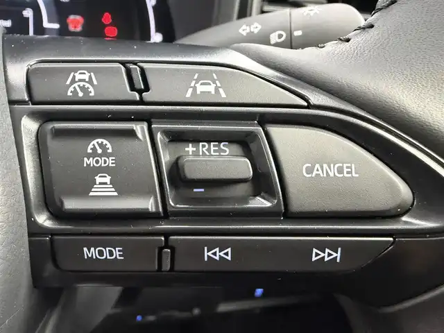 トヨタ シエンタ ハイブリッド Z 愛知県 2025(令7)年 0.1万km ブラック トヨタセーフティーセンス/パノラミックビューモニター/オートクルーズコントロール/純正１０インチナビ/・フルセグTV/・Bluetooth/・Applecarplay/・FM/AM/アラウンドビューモニター/両側パワースライドドア/ブラインドスポットモニター/パーキングサポートブレーキ/カーテンエアバック/クリアランスソナー/ＬＥＤライト/オートハイビーム/ＥＴＣ2.0