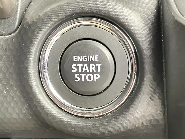 スズキ ハスラー Jスタイル Ⅱ 千葉県 2022(令4)年 1.9万km デニムブルー ガンメタリック 2トーン 社外7インチナビ/・地デジTV/・DVD/CD再生/・バックカメラ/セーフティサポート（予防安全技術）/・デュアルカメラブレーキサポート/・誤発進抑制機能/・車線逸脱抑制機能/・車線逸脱警報機能/・ふらつき警報機能/・先行車発進お知らせ機能/・アダプティブクルーズコントロール/・ハイビームアシスト/・標識認識機能/・後退時ブレーキサポート/・後方誤発進抑制機能/LEDヘッドライト/フォグランプ/スマートキー/純正15インチAW/シートヒーター/リアコーナーセンサー