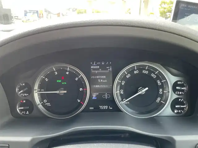 トヨタ ランドクルーザー ZX 三重県 2018(平30)年 7.6万km ホワイトパールクリスタルシャイン 登録時75990km/SR/モデリスタエアロ/黒革シート/ルーフレール/VIPERセキュリティ/ブレーキロック/ワンオーナー/純正ナビ/（AM/FM/TV/Bluetooth）/ワンセグTV/アラウンドビューモニター/ビルトインETC２．０/レーダークルコン/社がレーダー/ステアリングスイッチ/ステアリングヒーター/シートメモリー/パワーシート/シートヒーター/エアシート/プリクラッシュセーフティ/クリアランスソナー/BSM/レーンディパーチャーアラート/プッシュスタート/スペアキー