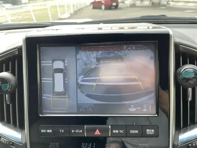トヨタ ランドクルーザー ZX 三重県 2018(平30)年 7.6万km ホワイトパールクリスタルシャイン 登録時75990km/SR/モデリスタエアロ/黒革シート/ルーフレール/VIPERセキュリティ/ブレーキロック/ワンオーナー/純正ナビ/（AM/FM/TV/Bluetooth）/ワンセグTV/アラウンドビューモニター/ビルトインETC２．０/レーダークルコン/社がレーダー/ステアリングスイッチ/ステアリングヒーター/シートメモリー/パワーシート/シートヒーター/エアシート/プリクラッシュセーフティ/クリアランスソナー/BSM/レーンディパーチャーアラート/プッシュスタート/スペアキー
