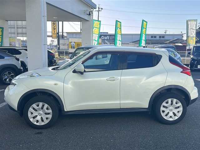 日産 ジューク 15RX 愛知県 2010(平22)年 7.6万km ブリリアントホワイトパール ワンオーナー/純正HDDナビ/【ワンセグ・SD・ラジオ】/バックカメラ/ETC/リモコンキー/純正フロアマット/ドアバイザー/新車保証書/取扱説明書