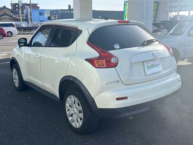 日産 ジューク 15RX 愛知県 2010(平22)年 7.6万km ブリリアントホワイトパール ワンオーナー/純正HDDナビ/【ワンセグ・SD・ラジオ】/バックカメラ/ETC/リモコンキー/純正フロアマット/ドアバイザー/新車保証書/取扱説明書