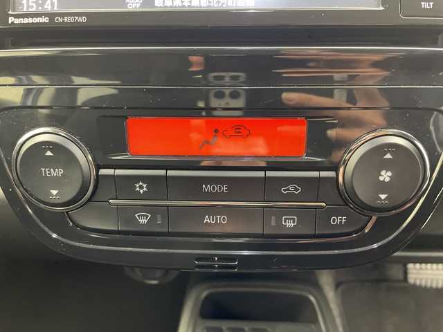 三菱 ミラージュ G 岐阜県 2021(令3)年 4.6万km ホワイトダイヤモンド ストラーダSDナビ【CN-RE07WD】/CD/DVD/Bluetooth/フルセグTV/クルーズコントロール/衝突被害軽減ブレーキ/レーンキープアシスト/オートマチックハイビーム/プッシュスタート/スマートキー/LEDヘッドライト/フォグライト/ドアバイザー/革巻きステアリング