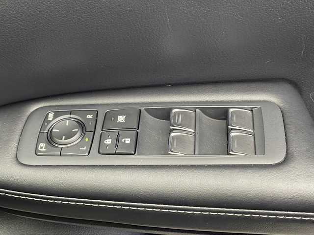 レクサス ＲＸ 450h Fスポーツ 千葉県 2020(令2)年 4.9万km ホワイトノーヴァガラスフレーク 純正ナビ/　CD/DVD/Bluetooth/フルセグTV/　Apple car play/Android Auto/レクサスセーフティシステム/レーダークルーズコントロール/レーンキープアシスト/衝突軽減ブレーキ/クリアランスソナー/アラウンドビューモニター/ブラインドスポットモニター/ヘッドアップディスプレイ/先行車発進警報/ロードサインアシスト/電動パーキング/オートホールド/オートハイビーム/レザーシート/エアヒーター/パワーシート（前席）/全席シートヒーター/シートメモリー（運転席）/ステアリングヒーター/ビルトインETC２．０/前方ドラレコ/AC100V充電/パドルシフト/三眼LEDライト/フォグランプ/レーダー探知機/ロールサンシェード/フロアマット