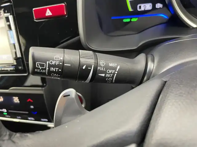 ホンダ フィット ハイブリット Sパッケージ 千葉県 2014(平26)年 3万km ビビットスカイブルーP 禁煙車/シティブレーキアクティブシステム/クルーズコントロール/純正メモリナビ/・型番：VXM-142VFi/・CD/DVD/Bluetooth/フルセグTV/・バックカメラ/・ビルトインETC/革巻きステアリング/・ステアリングスイッチ/・パドルシフト/純正フロアマット/純正１６インチAW/オートライト/・LEDヘッドライト/・フォグランプ