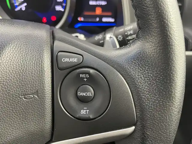 ホンダ フィット ハイブリット Sパッケージ 千葉県 2014(平26)年 3万km ビビットスカイブルーP 禁煙車/シティブレーキアクティブシステム/クルーズコントロール/純正メモリナビ/・型番：VXM-142VFi/・CD/DVD/Bluetooth/フルセグTV/・バックカメラ/・ビルトインETC/革巻きステアリング/・ステアリングスイッチ/・パドルシフト/純正フロアマット/純正１６インチAW/オートライト/・LEDヘッドライト/・フォグランプ