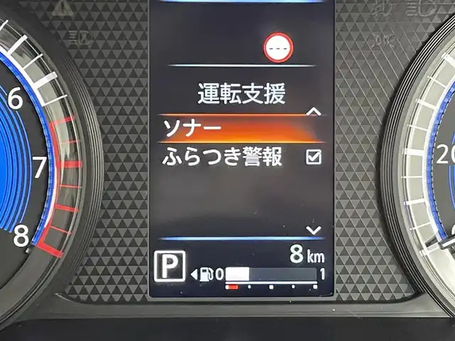 車両画像11