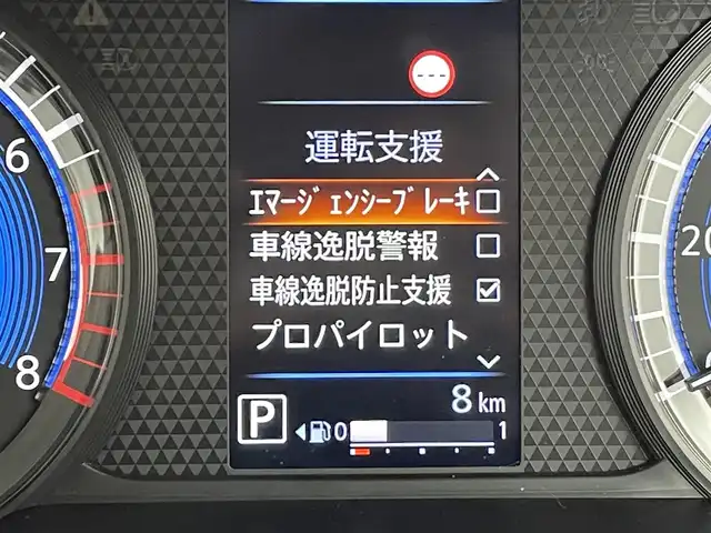 車両画像10