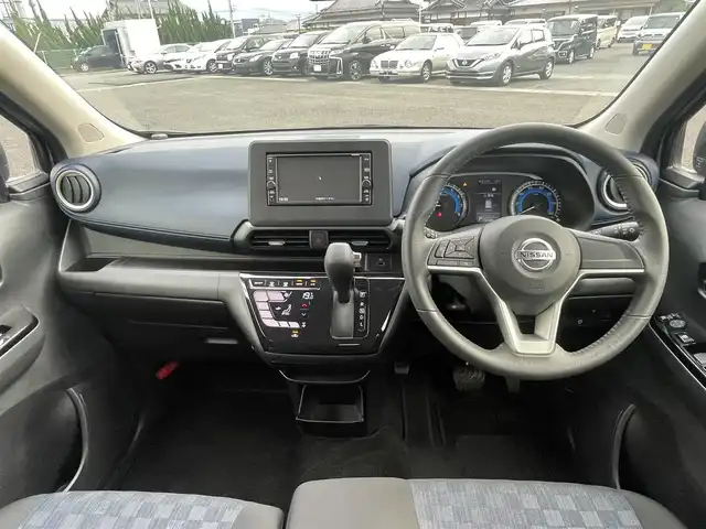日産 デイズ ハイウェイスターX 熊本県 2022(令4)年 0.3万km チタニウムグレーメタリック 純正SDナビ/（CD/ラジオ/フルセグTV/BT）/純正マット　/エマージェンシーブレーキ/LEDライト　/バックカメラ　/純正１４インチアルミ　/純正前方ドラレコ　/オートライト