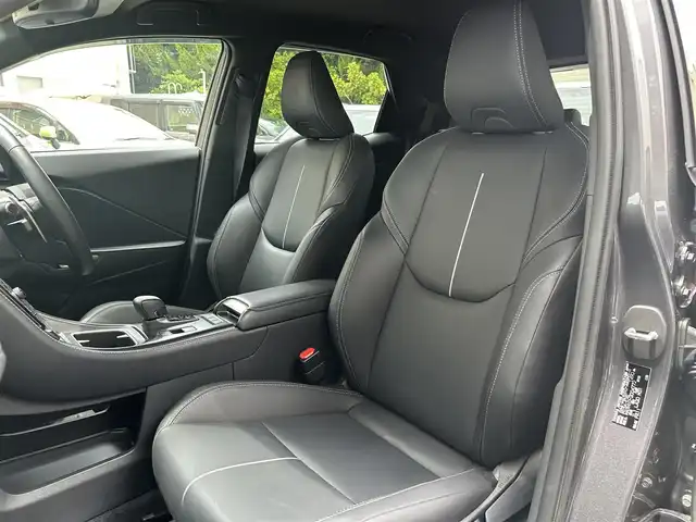 レクサス ＬＢＸ 福岡県 2024(令6)年 0.9万km ソニッククロム 純正メーカーナビ/（AM/FM/USB/Miracast/Bluetooth/フルセグTV）/レーンディパーチャーアラート/レーダークルーズコントロール/クリアランスソナー/パーキングサポートブレーキ/ブラインドスポットモニター/リアクロストラフィックアラート/安心降車アシスト/リアカメラディテクション/ロードサインアシスト/プロアクティブドライビングアシスト/オートホールドブレーキ/ハンズフリー/パドルシフト/パノラミックビューモニター/パワーシート（D）/ヒートシーター（D/N）/ハンドルヒーター/シートメモリー/パワーバックドア/オートマチックハイビーム/LEDライト/オートライト/フォグランプ/純正AW/純正フロアマット/ビルトETC/プッシュスタート/電格ミラー/保証書/取扱説明書