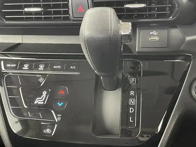 日産 ルークス ハイウェイスター Gターボ 埼玉県 2021(令3)年 1.3万km スパークリングレッドM 純正９インチナビ　アラウンドビューモニター　両側電動スライド　LEDヘッドライト　オートライト  オートマッチクハイビーム　サーキュレーター　純正アルミホイール　CD DVD Bluetooth